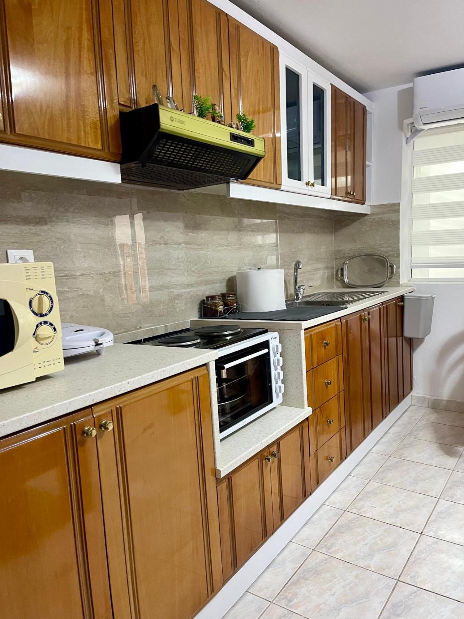 Guest House Luli Saranda Kültér fotó